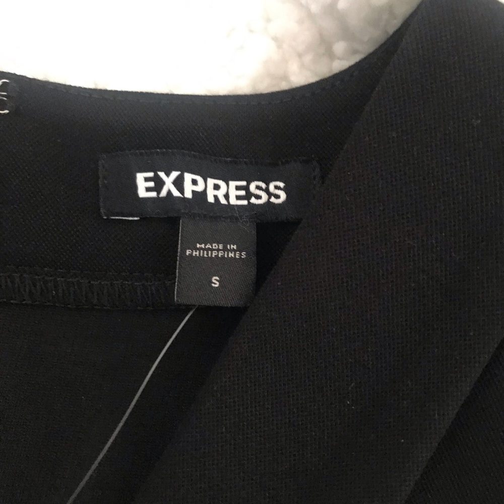 Express Romper - Picture 2 of 6